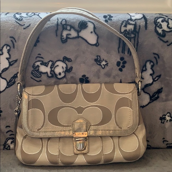 PERFECT/NEW condition Coach set - Picture 2 of 6